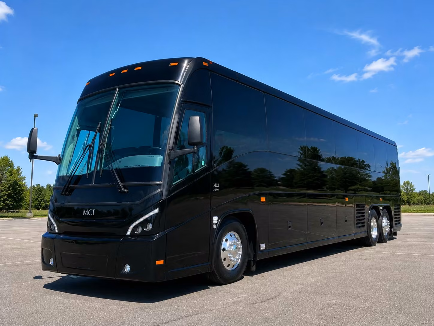 call to book airport transfer shuttle buses to jfk and laguardia from queens