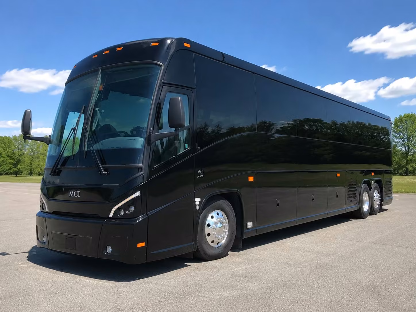 corporate shuttle services for queens employees commuting across the metro