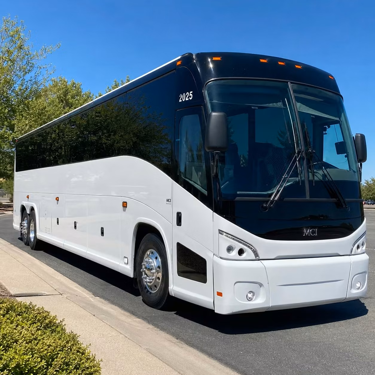 finding a multi day charter bus for queens corporate retreats and group travel has never been this easy