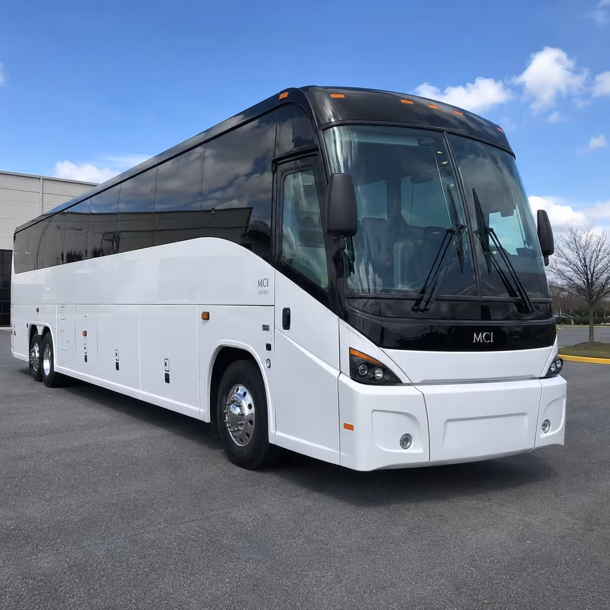 group airport shuttles between queens hotels and jfk or laguardia