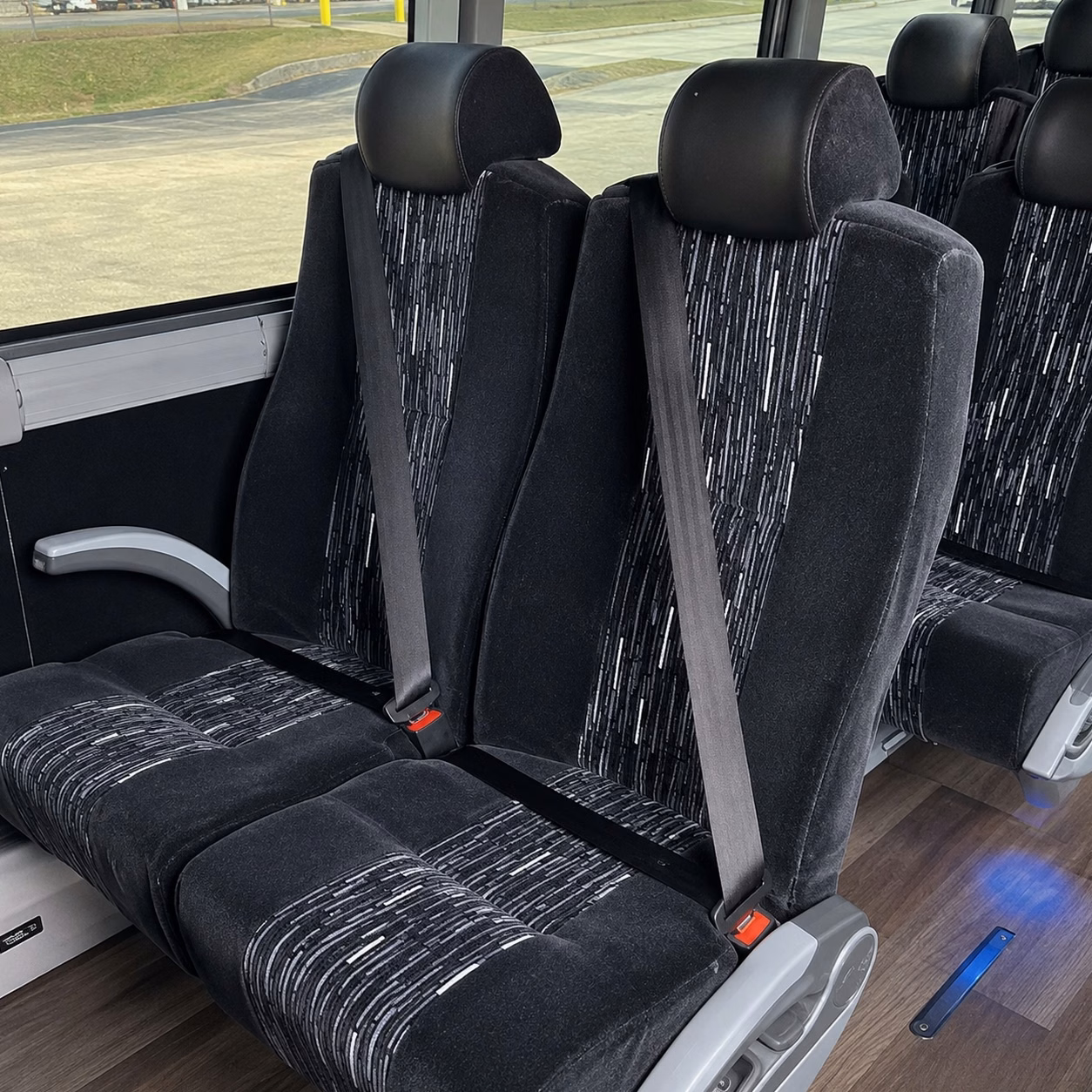 how where and when you re traveling affects your queens bus rental rate