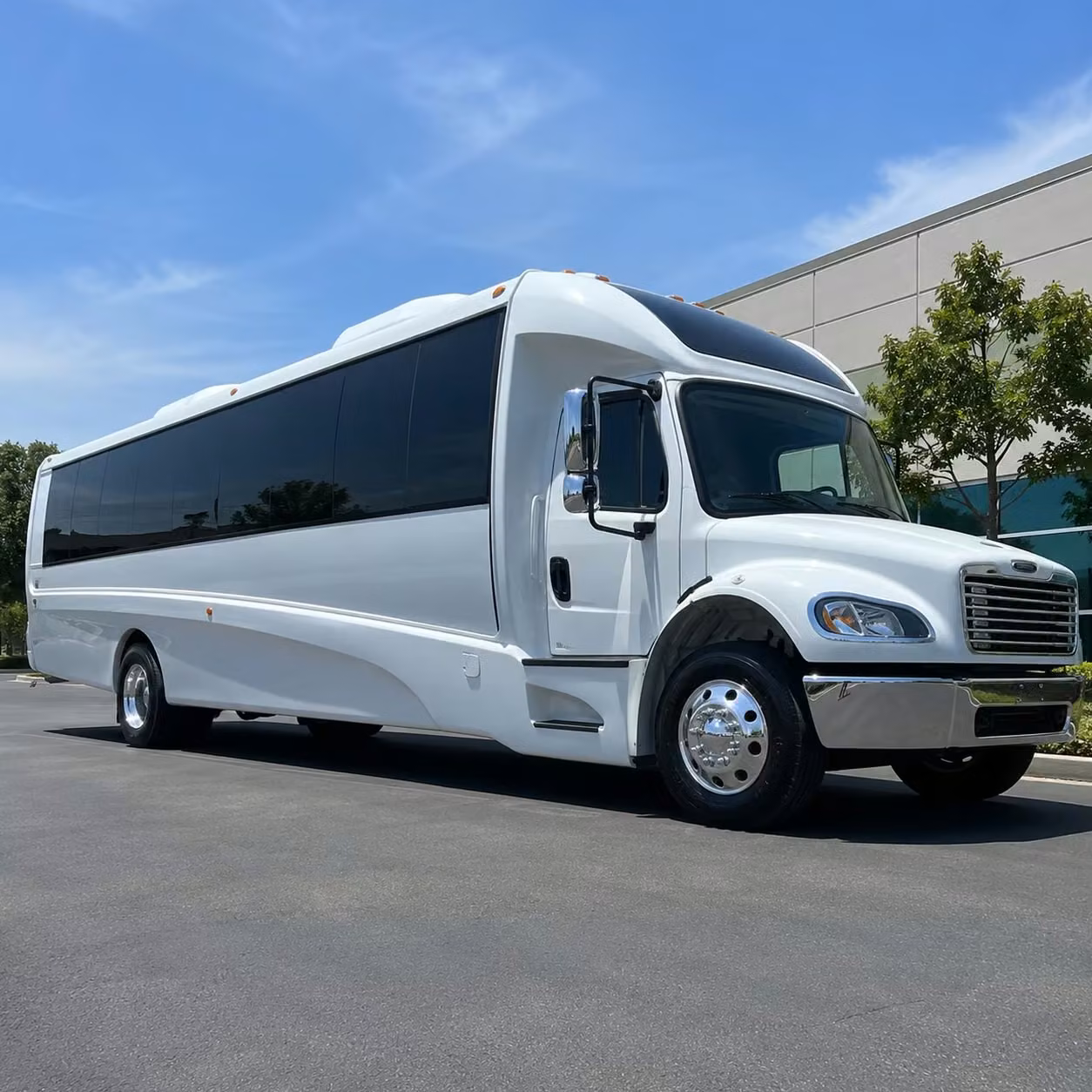 queens 20 passenger minibus rental